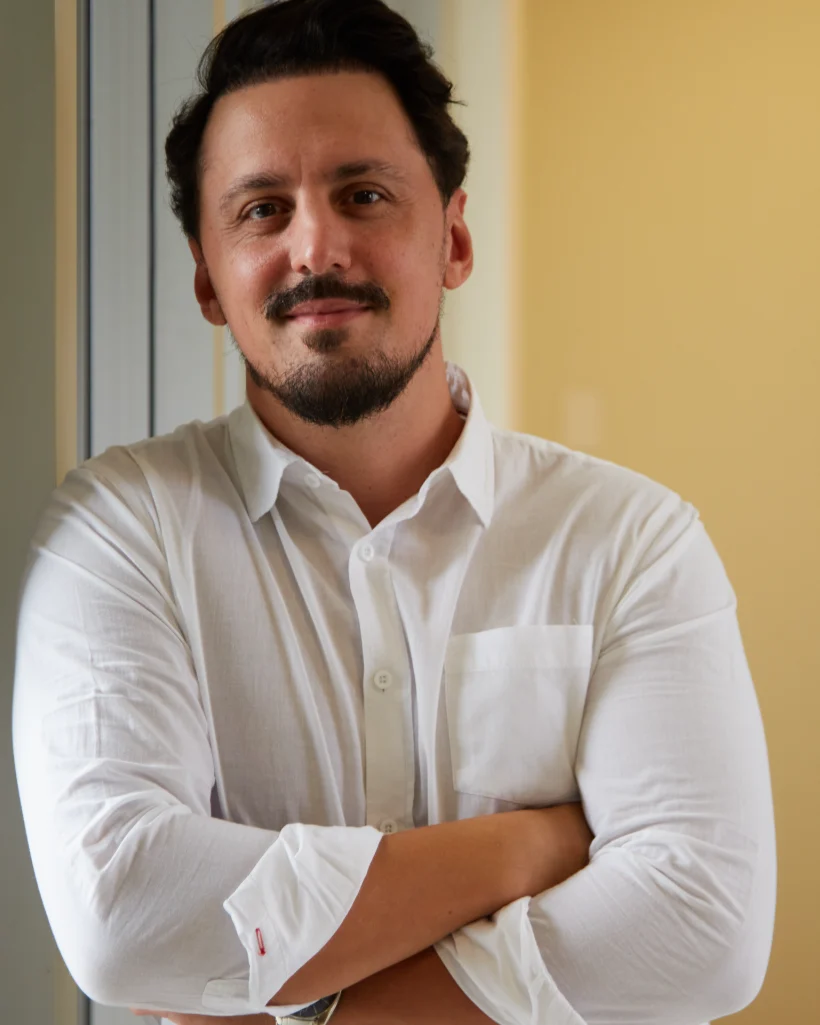 Dr. Gabriel Brito